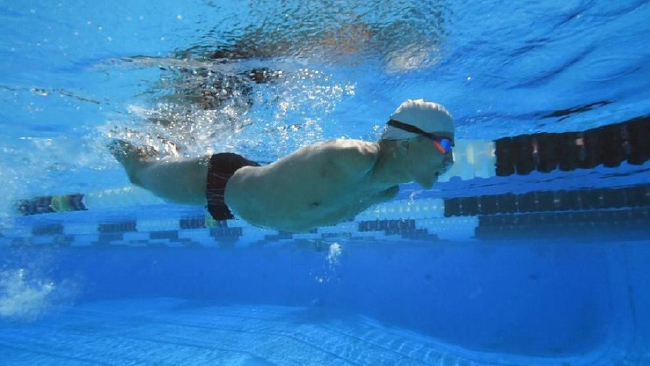 عباس کریمی مدال طلای  رقابت‌های پارا شنای آمریکا را گرفت